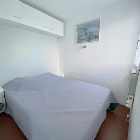 Cosy Avec Vue Sur Et Parking Prive - Fr-1-529-245 Διαμέρισμα *