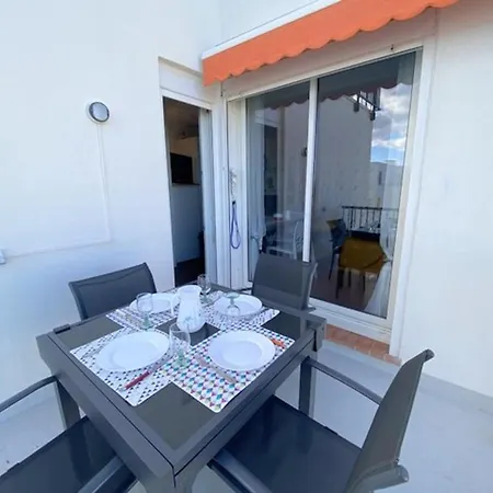Cosy Avec Vue Sur Et Parking Prive - Fr-1-529-245 Le Barcarès