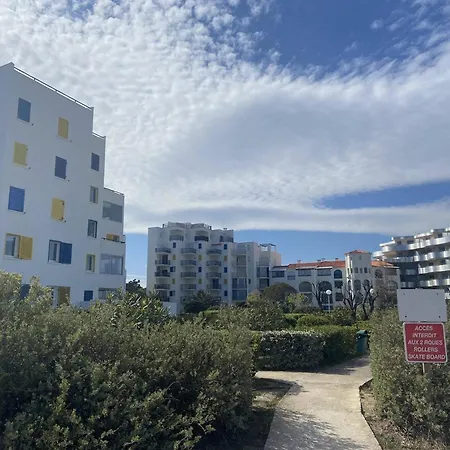 Διαμέρισμα Cosy Avec Vue Sur Et Parking Prive - Fr-1-529-245